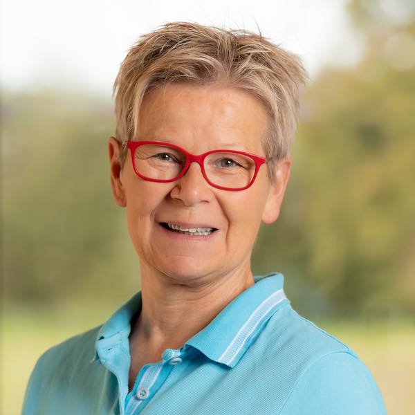 Portraitfoto Marion Fastenau